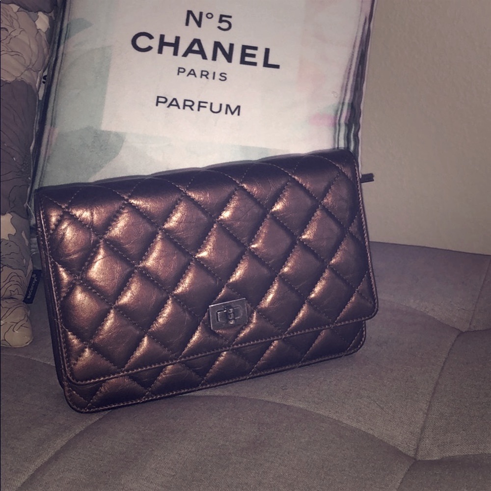 Chanel Bag - Picture 1 of 2
